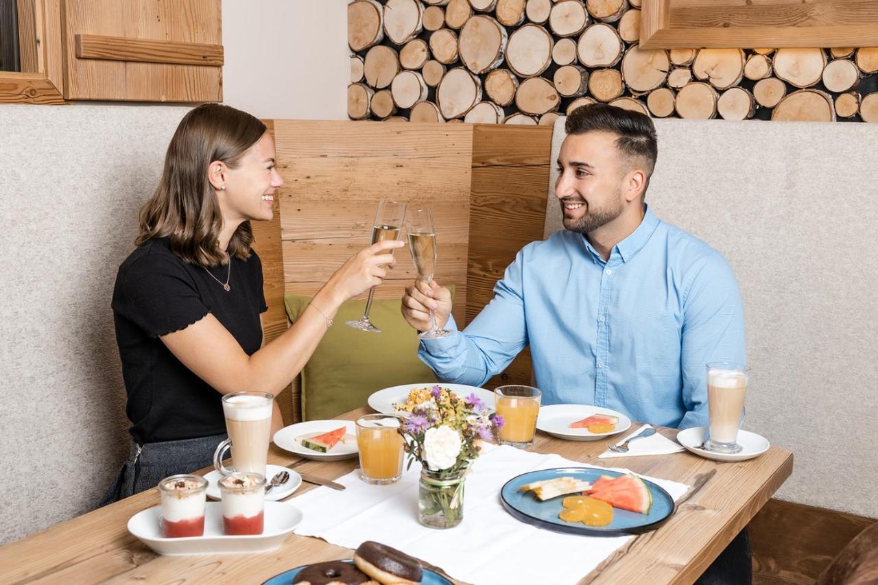 Embacher Sporthotel Kültér fotó